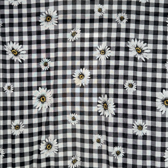 Torrid Daisy Print Black & White Checkered Kimono Duster - Picture 9 of 10